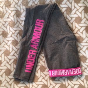 Small under armour leggings